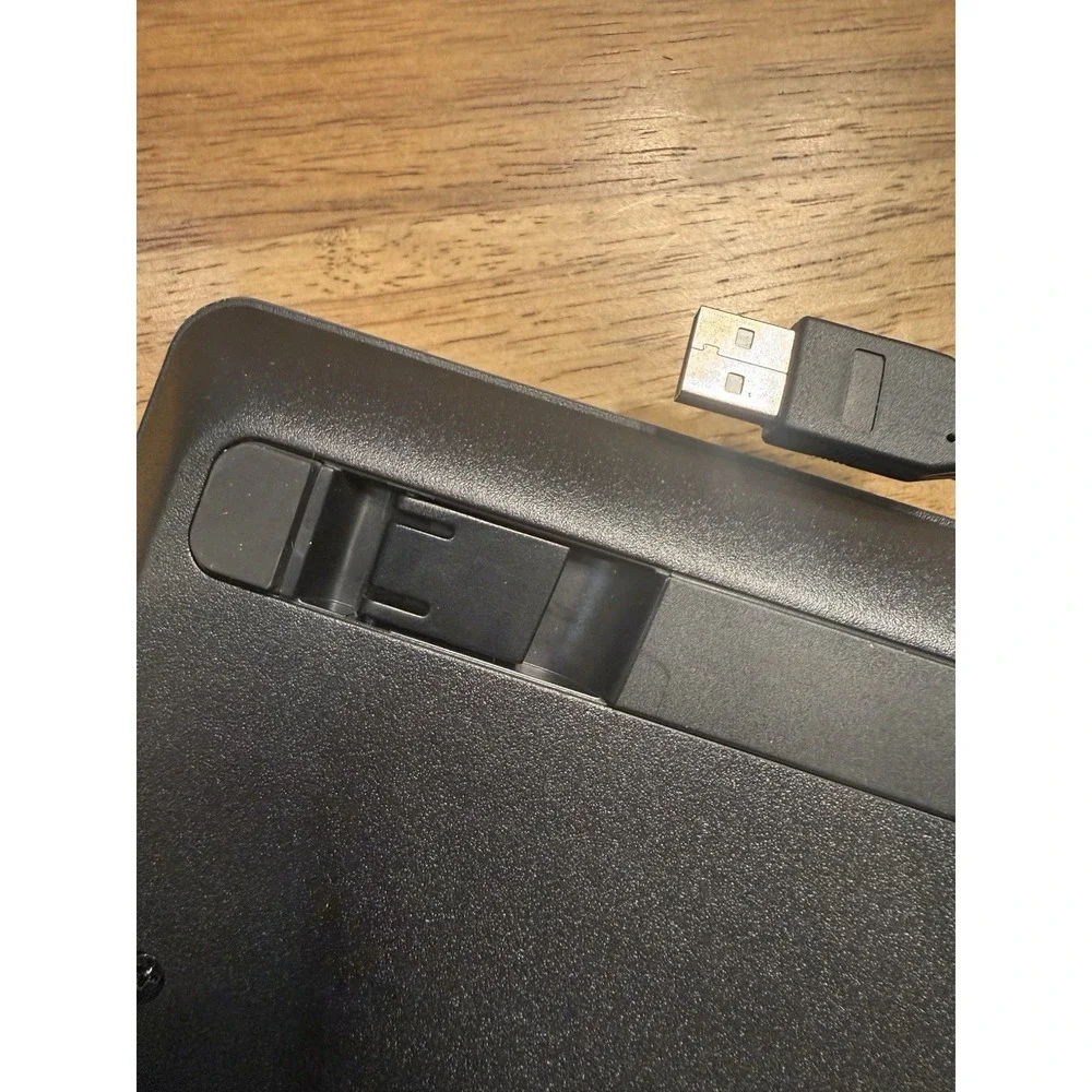 Dell KB212-B Wired Quiet-Key Low-Profile Keyboard with USB Cable